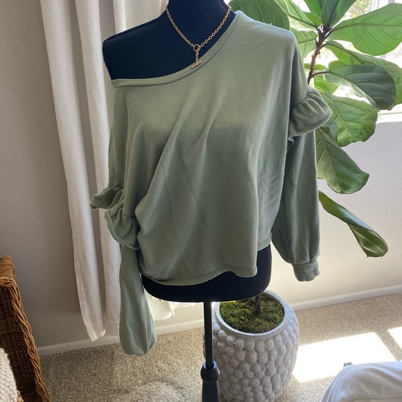 Green Cropped Thin Sweatshirt - Picture 2 of 3